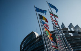 Украина получит €1,2 млрд от Евросоюза Украина получит €1,2 млрд от Евросоюза