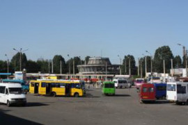 На поминальные дни в Каменском обеспечат своевременное движение транспорта