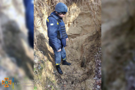 В Каменском районе мужчина искал металлолом, а нашел снаряд В Каменском районе мужчина искал металлолом, а нашел снаряд