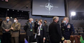 НАТО может поддержать закрытие неба над Украиной, - глава МИД Испании