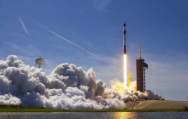 SpaceX отправила туристический рейс на МКС. Первый в истории