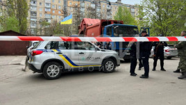 Рука в мусорном контейнере: в Кривом Роге задержали вероятного убийцу, который зарезал и расчленил женщину Рука в мусорном контейнере: в Кривом Роге задержали вероятного убийцу, который зарезал и расчленил женщину