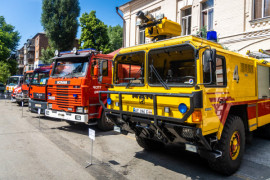 Авто для пиротехников и скоростная лодка: спасатели Днепропетровщины получили новую технику