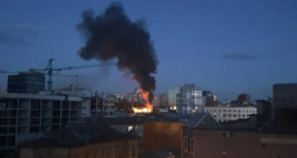Вечером, 16 июня, в центре Днепра возник пожар: горела крыша кафе