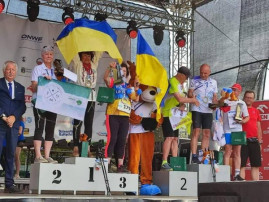 Пенсионерка из Кривого Рога стала чемпионкой мира по скандинавской ходьбе