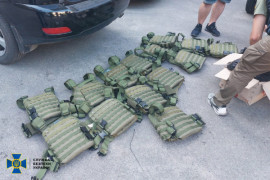 На Дніпропетровщині СБУ затримала «волонтера» на розкраданні військової гуманітарної допомоги на півмільйона гривень