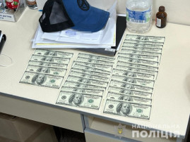 Військовослужбовця з Кривого Рогу затримали при спробі підкупити медика в Одесі Військовослужбовця з Кривого Рогу затримали при спробі підкупити медика в Одесі