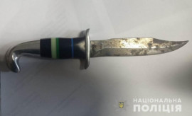 Поліцейські Кам`янського затримали 40-річного чоловіка за вбивство місцевого жителя Поліцейські Кам`янського затримали 40-річного чоловіка за вбивство місцевого жителя