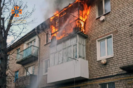 У Покрові палала квартира з дитиною всередині У Покрові палала квартира з дитиною всередині