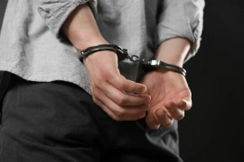 Поліцейські Кам’янського затримали 14-річного хлопця за підозрою у вбивстві чоловіка Поліцейські Кам’янського затримали 14-річного хлопця за підозрою у вбивстві чоловіка