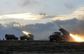 Мирна Нікопольщина знов під ворожим вогнем. Гатили з "Градів та важкої артилерії Мирна Нікопольщина знов під ворожим вогнем. Гатили з "Градів та важкої артилерії