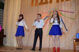 У Кам’янському відбувся фестиваль української пісні «Вінок України»