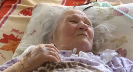ПЕНСИОНЕРКА ДЕСЯТЬ ЧАСОВ БЫЛА БЕЗ ПРИЗНАКОВ ЖИЗНИ И ОЖИЛА. РОДСТВЕННИКИ ПРИГОТОВИЛИСЬ К ПОГРЕБЕНИЮ