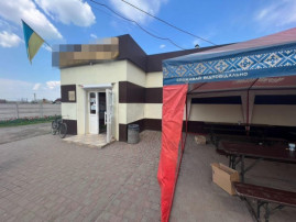 На Дніпропетровщині перехожі допомогли затримати злочинця, який напав з ножем на двох людей На Дніпропетровщині перехожі допомогли затримати злочинця, який напав з ножем на двох людей