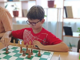 Кам`янчанин Максим Вітютнєв став найкращим серед наймолодших шахістів Дніпропетровщини