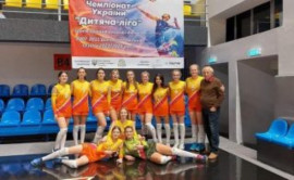 У Кам’янському завершився 1 тур чемпіонату України з волейболу “Дитяча ліга”