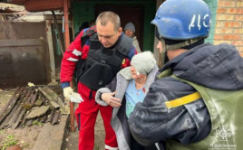 На Дніпропетровщині надзвичайники врятували з-під завалу жінку