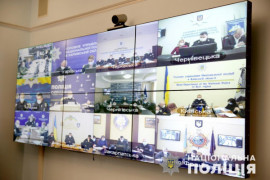 Полиция будет помогать устанавливать всех "контактных" с зараженными