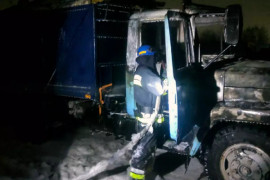 У Кам’янському районі рятувальники ліквідували займання вантажного автомобіля