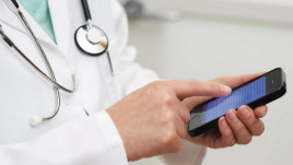 Медикам подарят бонусы на мобильные счета: как получить