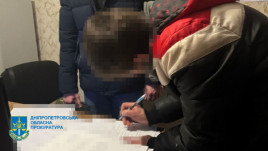 У Дніпрі суд до кінця життя відправив за ґрати чоловіка, який зґвалтував та вбив 11-річну дівчинку У Дніпрі суд до кінця життя відправив за ґрати чоловіка, який зґвалтував та вбив 11-річну дівчинку