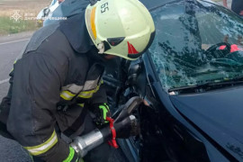У Кам’янському районі рятувальники деблокували травмованого чоловіка з пошкодженого автомобіля У Кам’янському районі рятувальники деблокували травмованого чоловіка з пошкодженого автомобіля