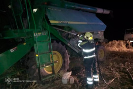 У Кам'янському районі горів комбайн