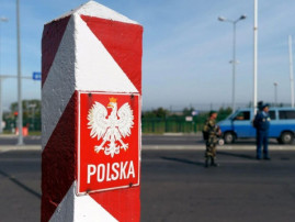 Польша начала выдавать украинцам визы, но с условием
