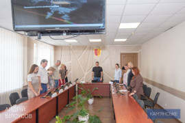Кам’янчани, житло яких постраждало від обстрілів, отримають компенсацію Кам’янчани, житло яких постраждало від обстрілів, отримають компенсацію