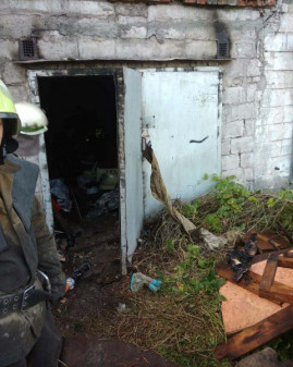 В Каменском горел гараж на ул. Мира В Каменском горел гараж на ул. Мира