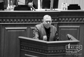 На Днепропетровщине во время сессии горсовета умер чиновник На Днепропетровщине во время сессии горсовета умер чиновник