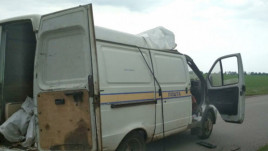 Взрыв автомобиля «Укрпочты» в Полтавской области: полиция задержала налетчиков