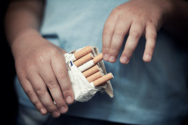 В Каменском продавали сигареты несовершеннолетним