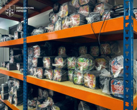 В Україні ліквідували мережу збуту наркотиків під виглядом сувенірної продукції