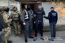 Задушив і сховав у колекторі: у Дніпрі затримали підозрюваного у вбивстві жінки