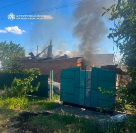 Шестеро поранених, серед них підліток: ворог понад 40 разів атакував Дніпропетровщину