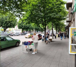 У Кам’янському тривають рейди проти стихійної вуличної торгівлі