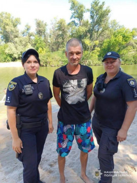 У Кам’янському поліцейські та містянин врятували 11-річного хлопчика з води