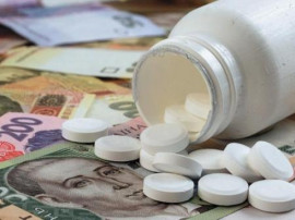 Почти половина украинцев тратит до от 500 до 1000 гривен в месяц на лекарства