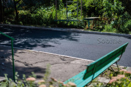 У Кам’янському відремонтували двори біля багатоповерхівок на двох вулицях