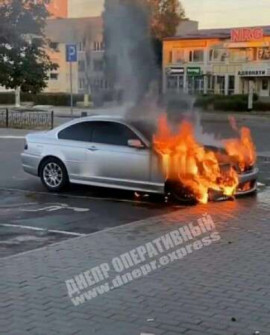 В Каменском дрифт автомобиля BMW закончился пожаром