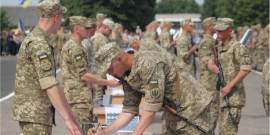 Генштаб планирует осенью уменьшить число призывников Генштаб планирует осенью уменьшить число призывников